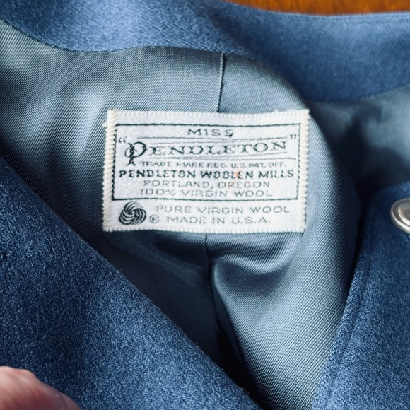 Pendleton “Miss Pendleton” Classic Navy Blazer - Picture 2 of 7